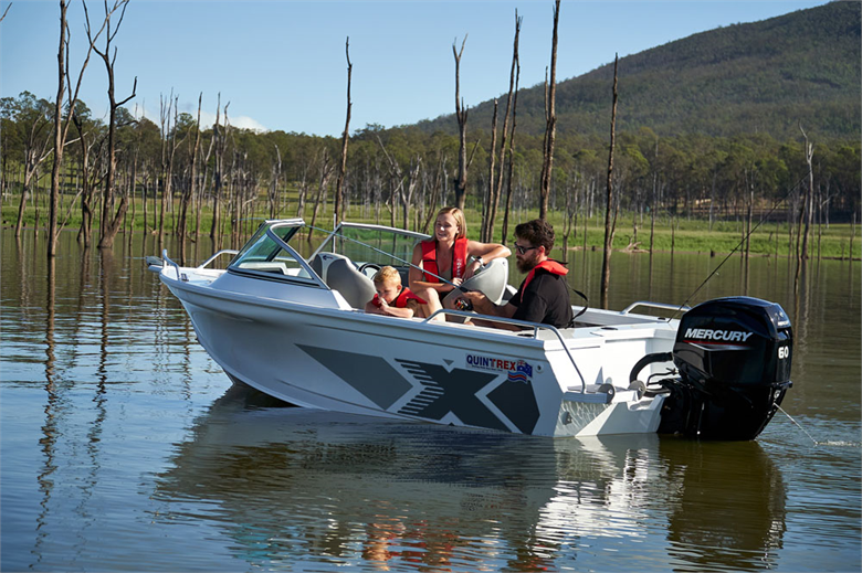 450 Fishabout Pro