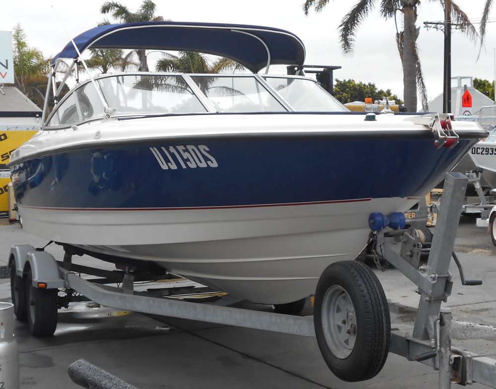 215 BOWRIDER