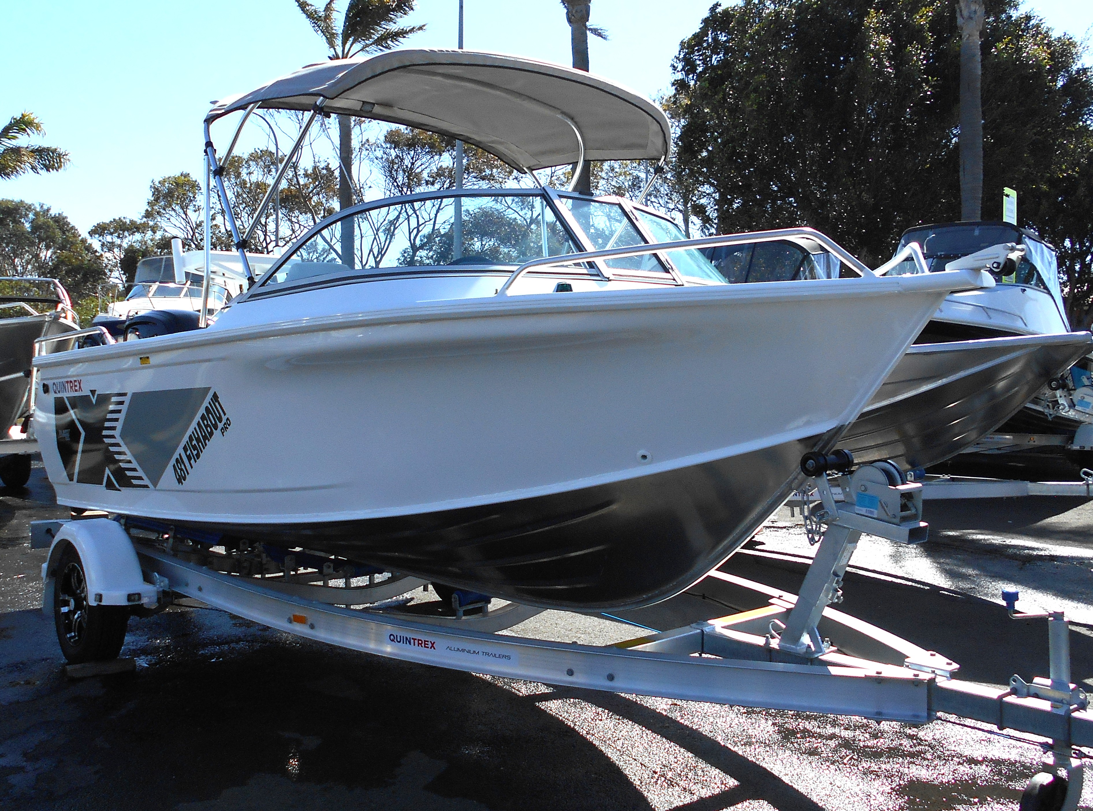 481 Fishabout Pro